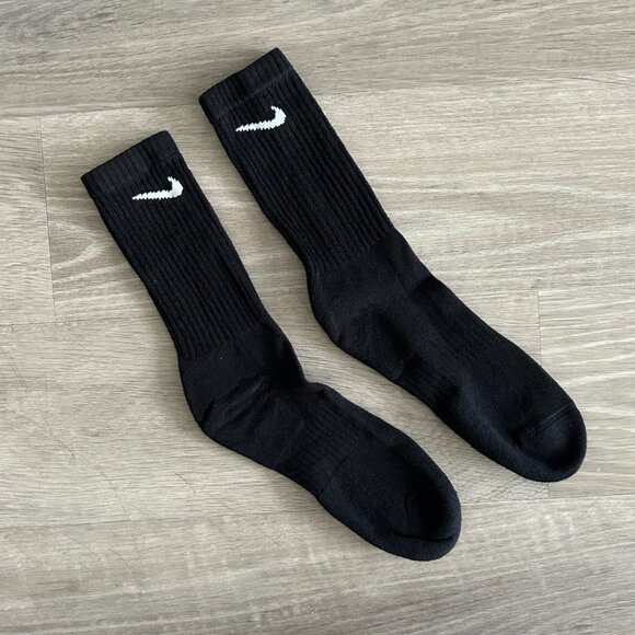 Nike Dri-Fit Crew Socks - Picture 3 of 10